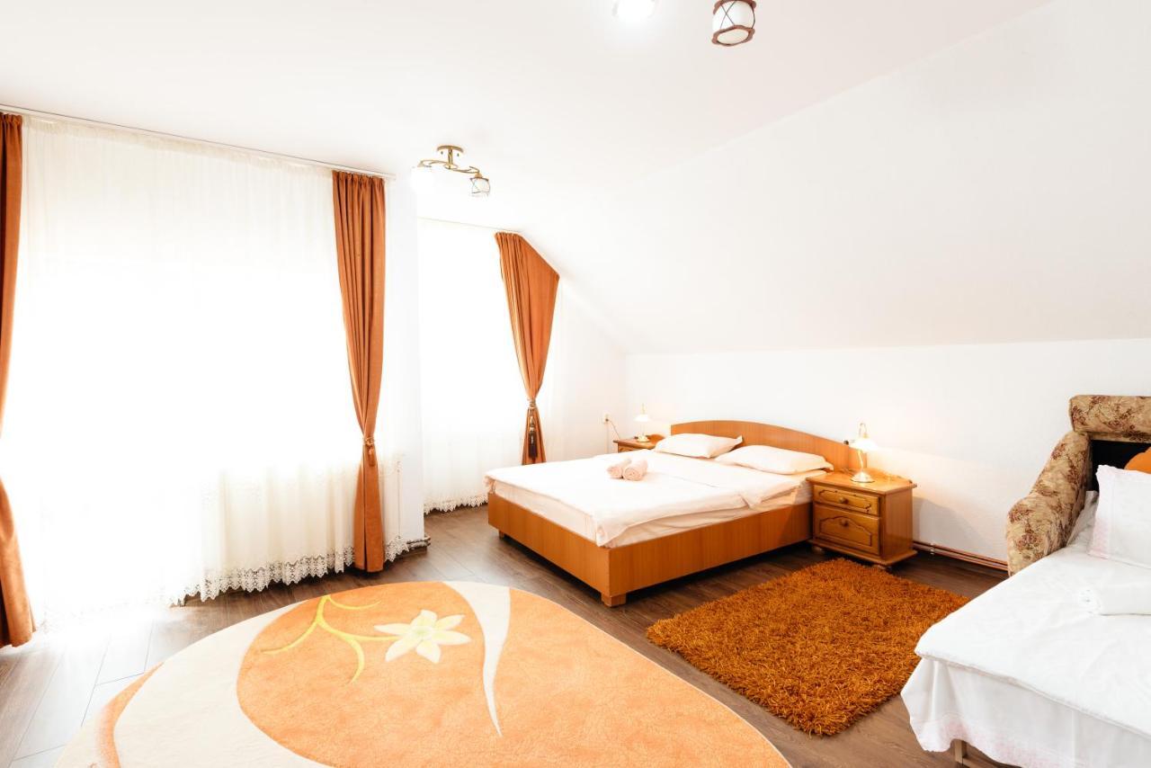 Rachitis Casa Vlc Punct Gastronomic Local Bilbor Bed & Breakfast エクステリア 写真